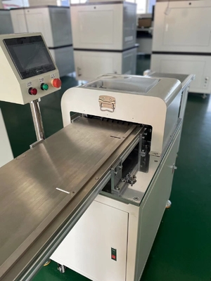 Máquina de desinstalación de PCB con cuchillas de acero de alta velocidad y línea de cinta transportadora