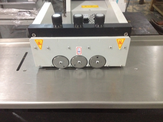 Depanelerador de PCB de longitud ilimitada V separador de corte con tablero de aluminio de corte muy bien