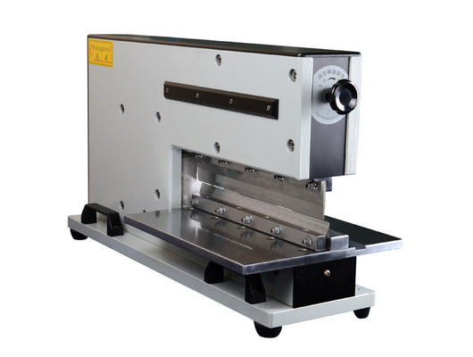 Máquina de corte de PCB V con tamaño compacto de 620*230*400mm para una solución de ahorro de espacio