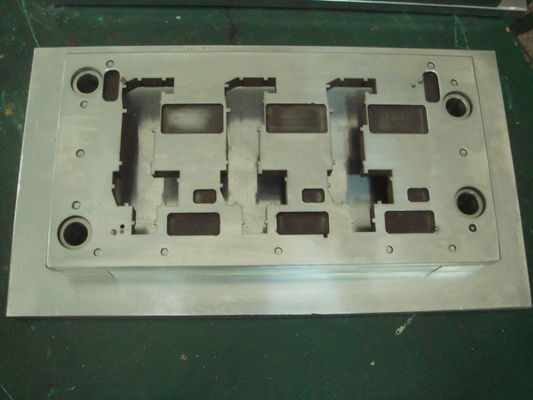 QC-10 modificados para requisitos particulares mueren la herramienta de perforación IATF16949 del PWB de la máquina del metal