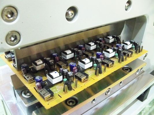 Máquina de corte de PCB de corte en V accionada neumáticamente con control de válvula electromagnética