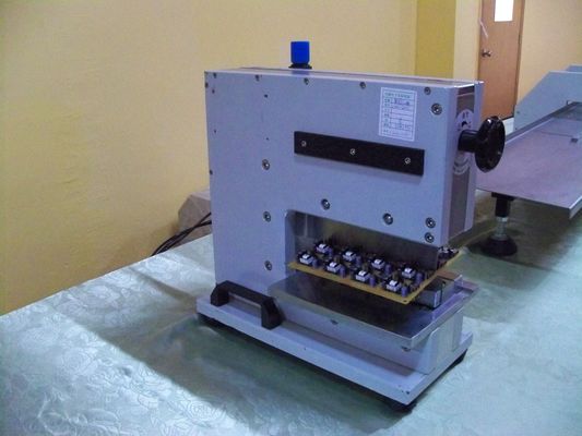 Máquina del V-corte del PWB, separación reciclada anotada de las placas de circuito sin Microstress