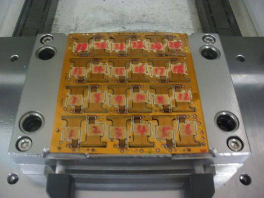 Máquina de perforación 3-30T FPC y PCB para la industria electrónica