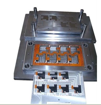 Área de perforación de la herramienta W320mm del PWB de la pieza estampada en frío compuesta del OEM de S55C